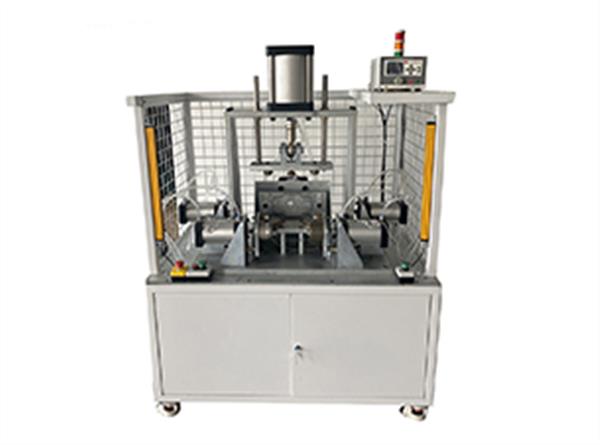 發動機上蓋密封性測試臺